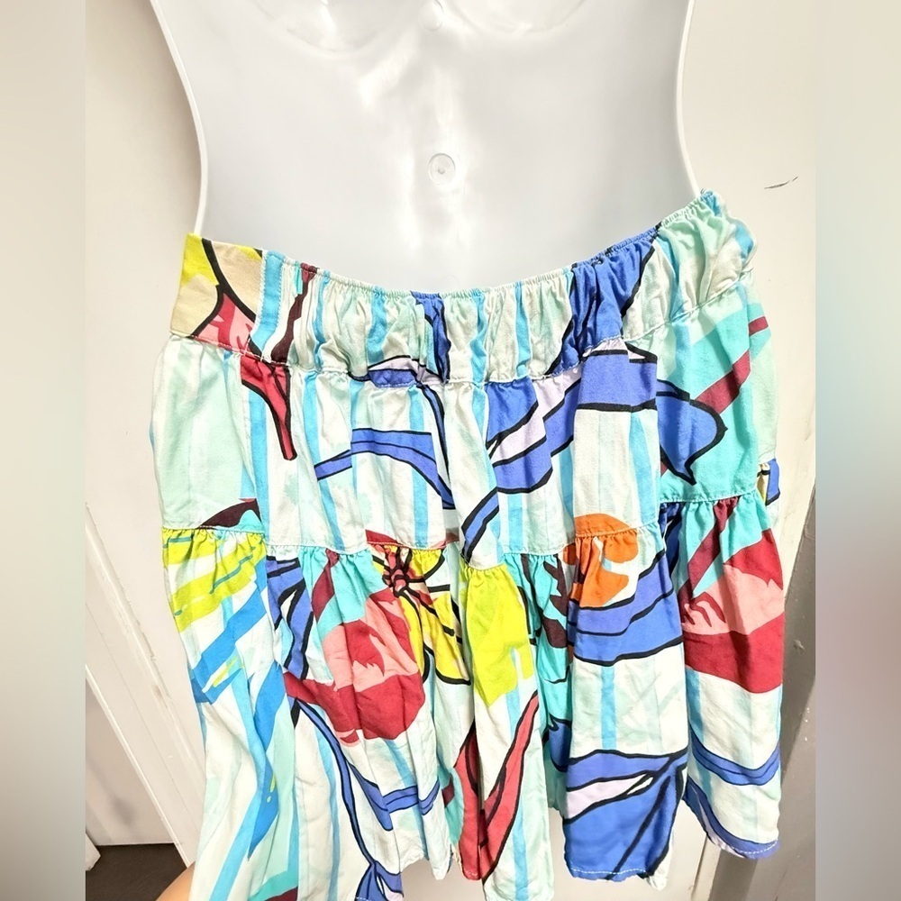 Vibrant Floral Mini Skirt - Picture 3 of 8